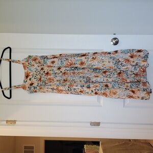 Sold Out Carly Jean Los Angeles Dress (Emilia Linen Dress Size Small)
